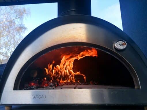 four à pizza four à pizza