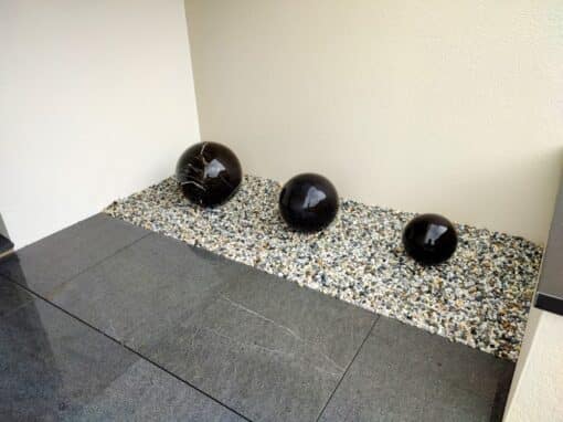 sphères grés noir déco sphères grés noir déco